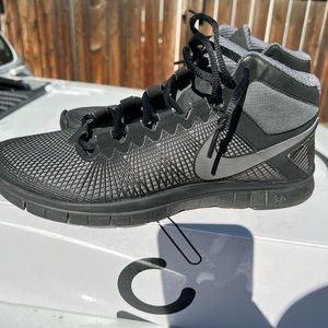 Nike Free Trainer 3.0 Mid Shield Black/Black Men’s Sz 12